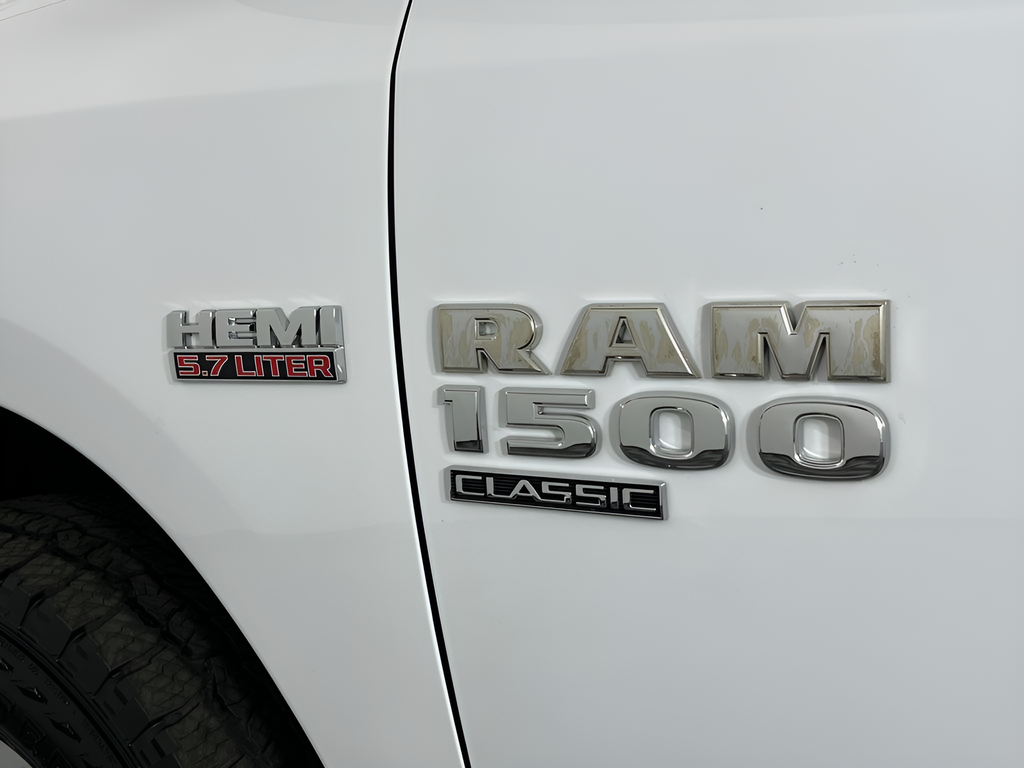 Used 2019 Bright White Clearcoat Ram SLT image 25