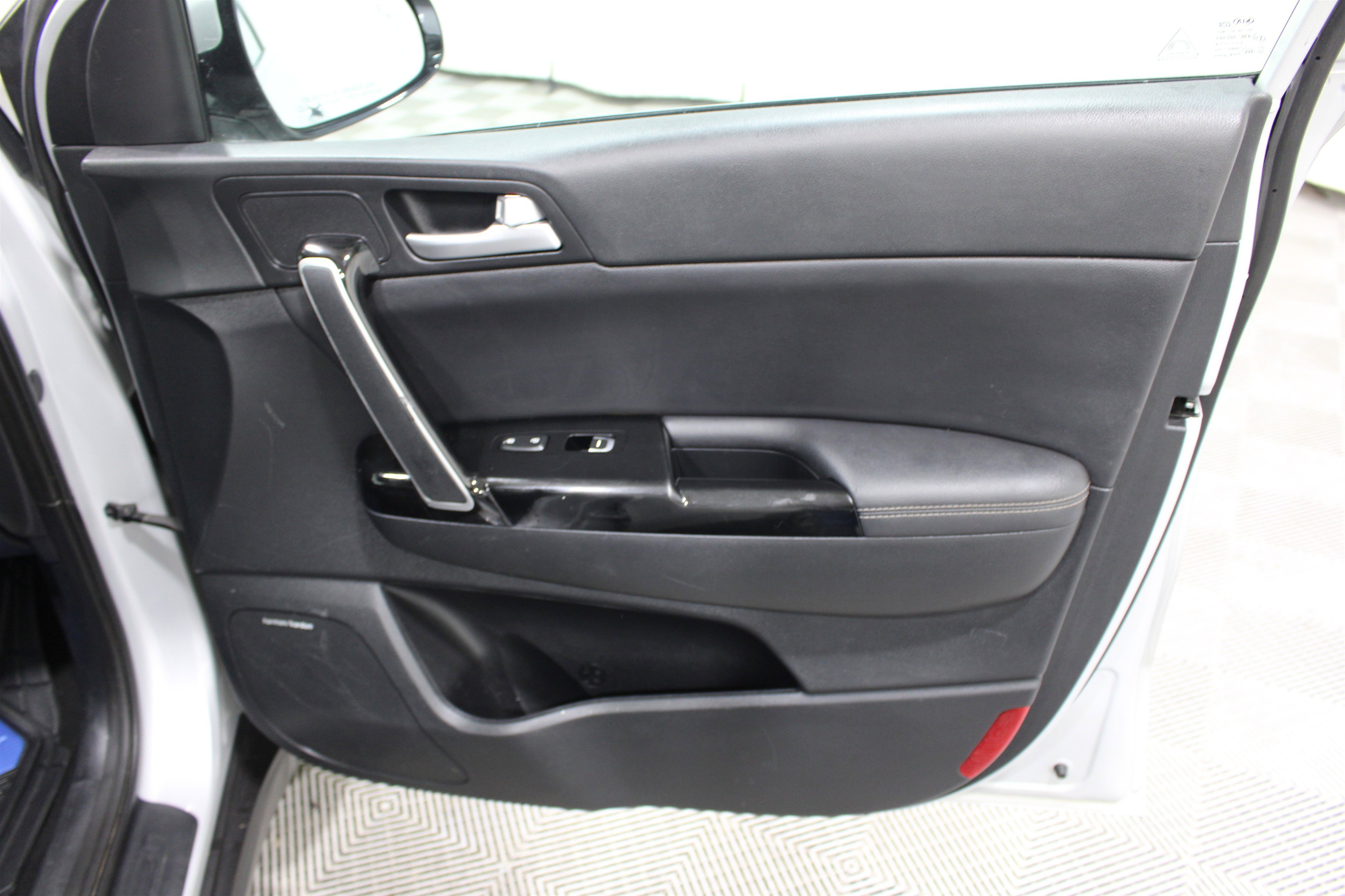 Used 2021 Sparkling Silver Kia EX image 28