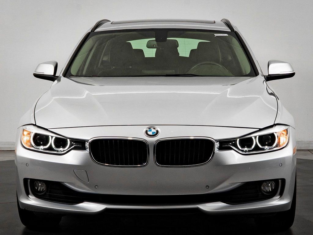Used 2014 Glacier Silver Metallic BMW 328d xDrive image 2