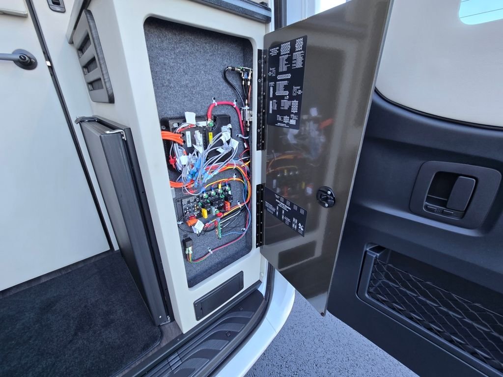 2024 Mercedes-Benz Sprinter Cargo Van Base - Photo 42