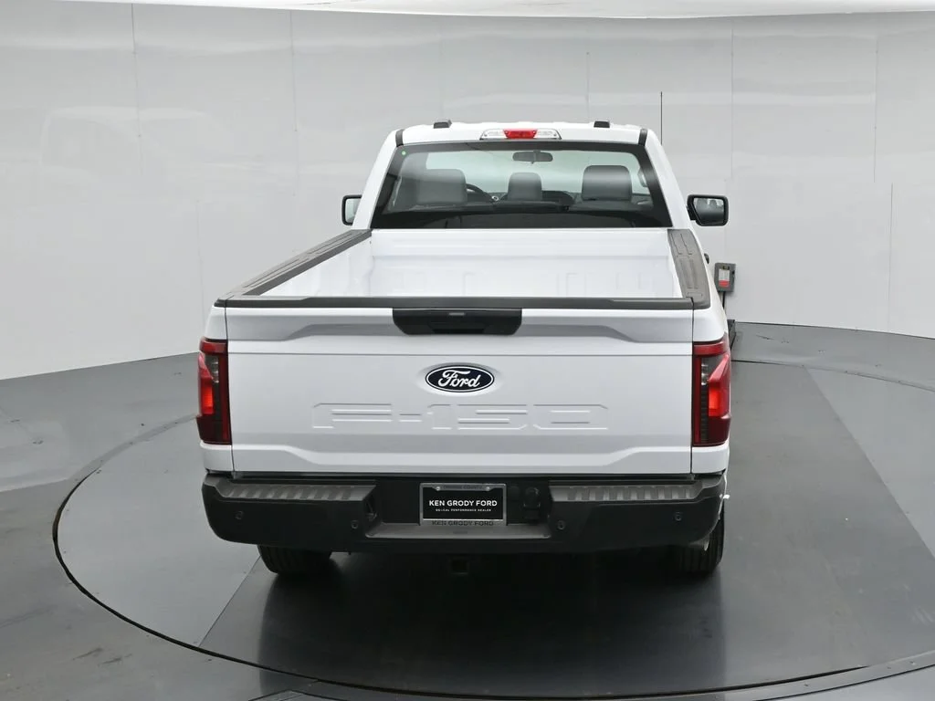 New 2026 White Ford XL image 32