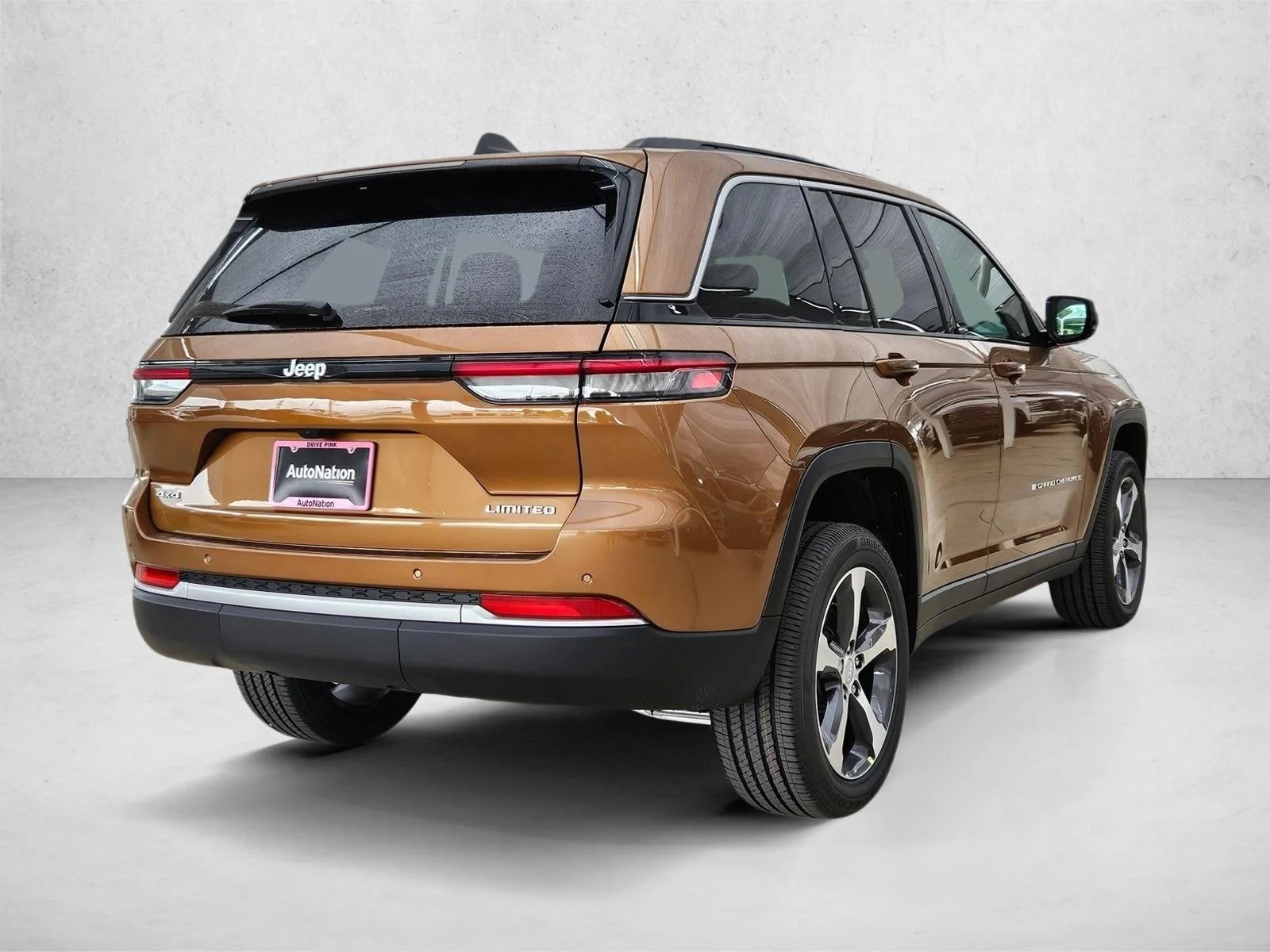 New 2026 Copper Shino Metallic Clear-Coat Exterior Paint Jeep Limited image 2