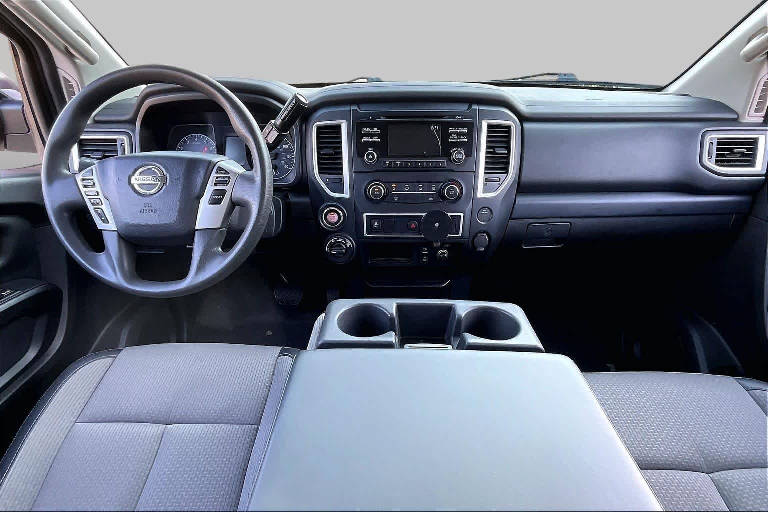 Used 2018 Cayenne Red Nissan S image 17