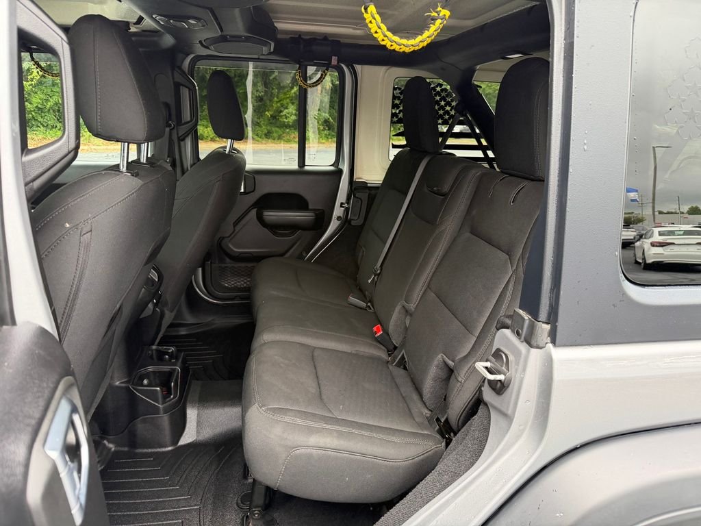 Used 2021 Silver Jeep Unlimited Willys image 9