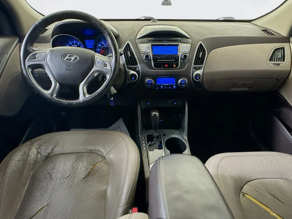 Used 2010 Blue Hyundai Limited image 24
