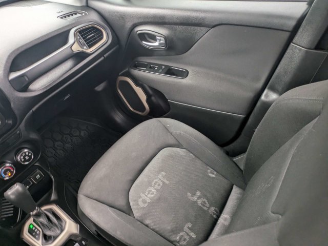 Used 2015 Silver Jeep Sport image 17