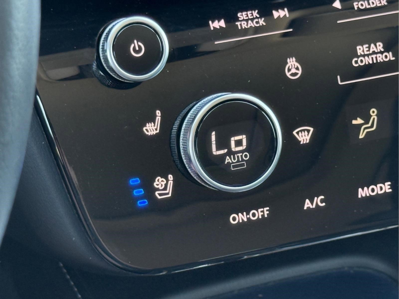Used 2023 Mineral Black INFINITI LUXE image 6