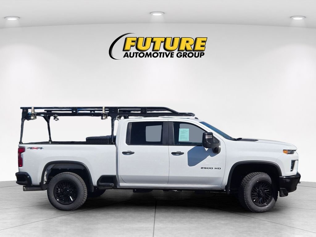 Used 2023 White Chevrolet Custom image 3