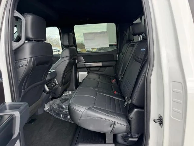 New 2026 Star White Metallic Tri-Coat Ford F-250® Platinum® image 31