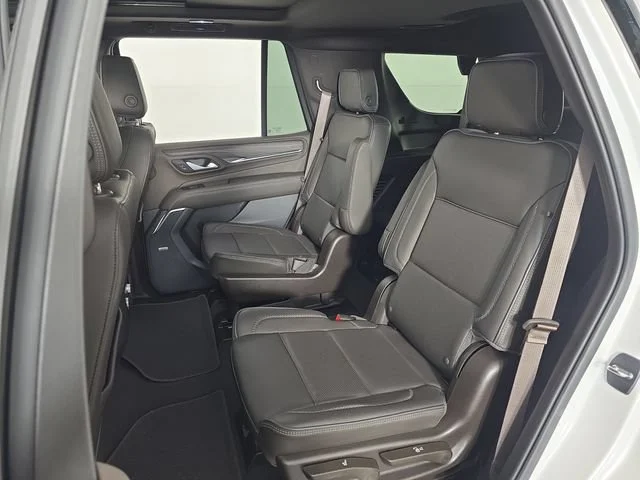 Certified Used 2022 White Frost Tricoat GMC Denali image 27