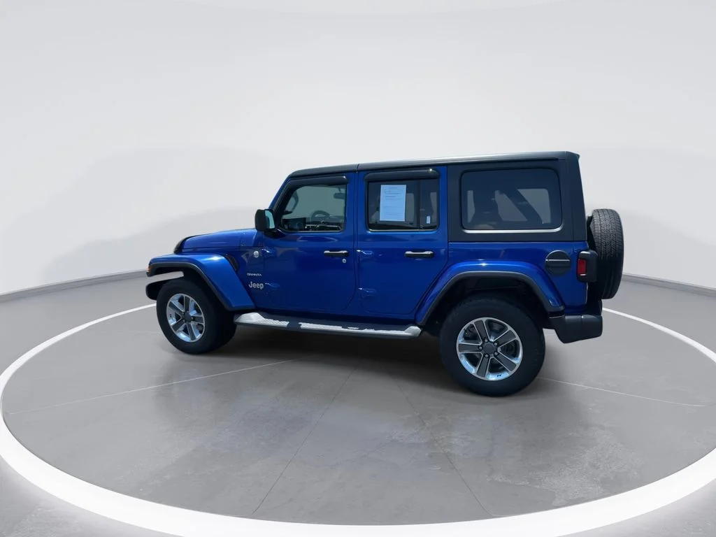 Used 2019 Blue Jeep Unlimited Sahara image 5