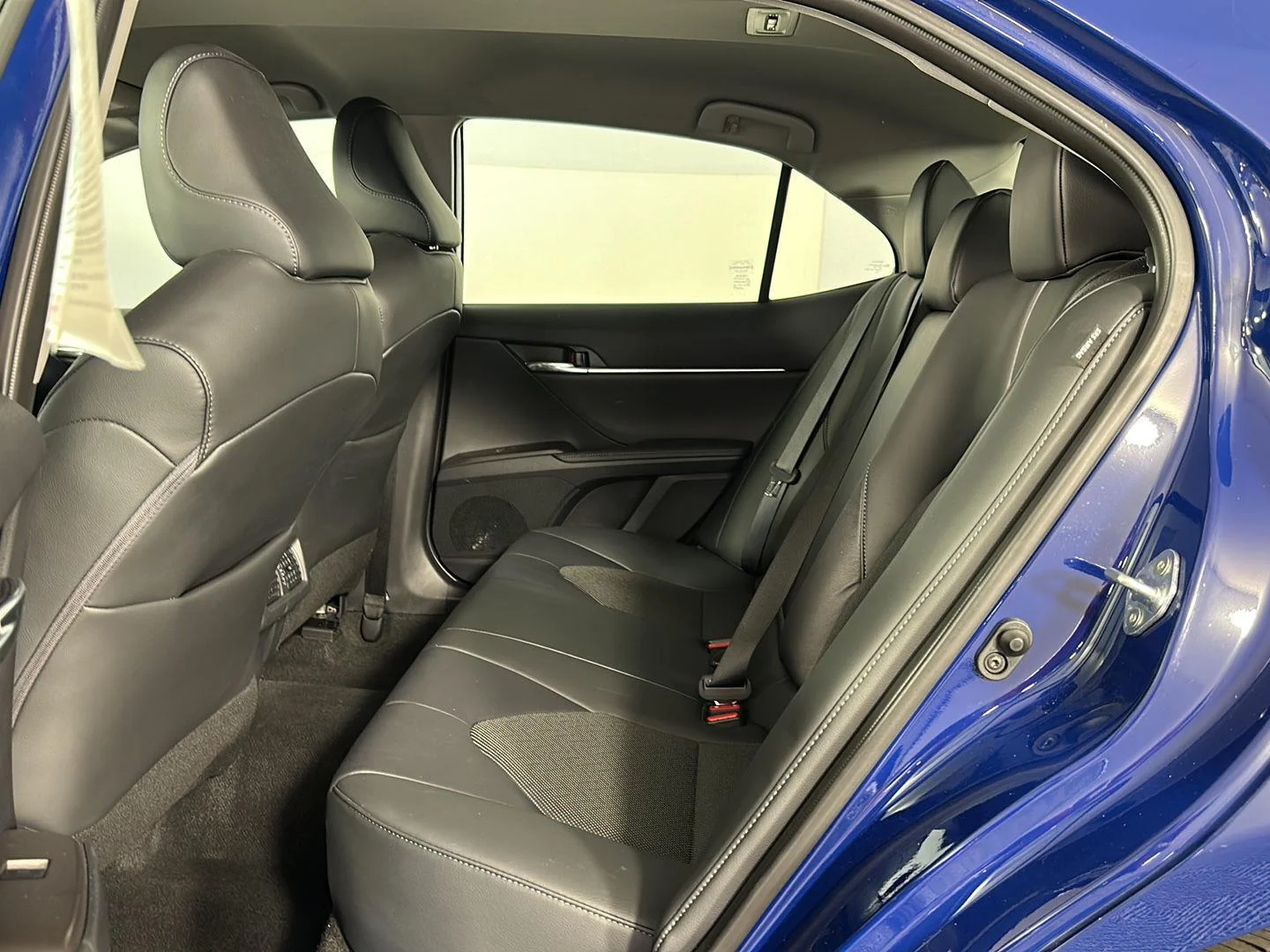Used 2024 Reservoir Blue Toyota XLE image 22