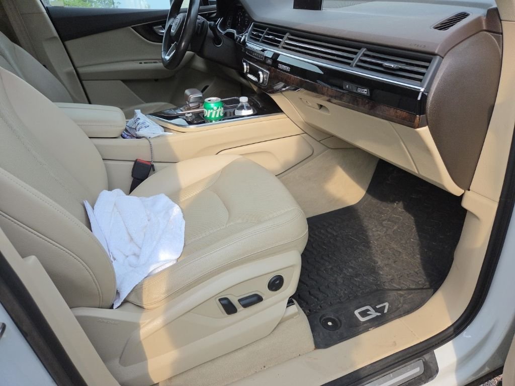 Used 2019 Glacier White Metallic Audi 55 Premium Plus image 12