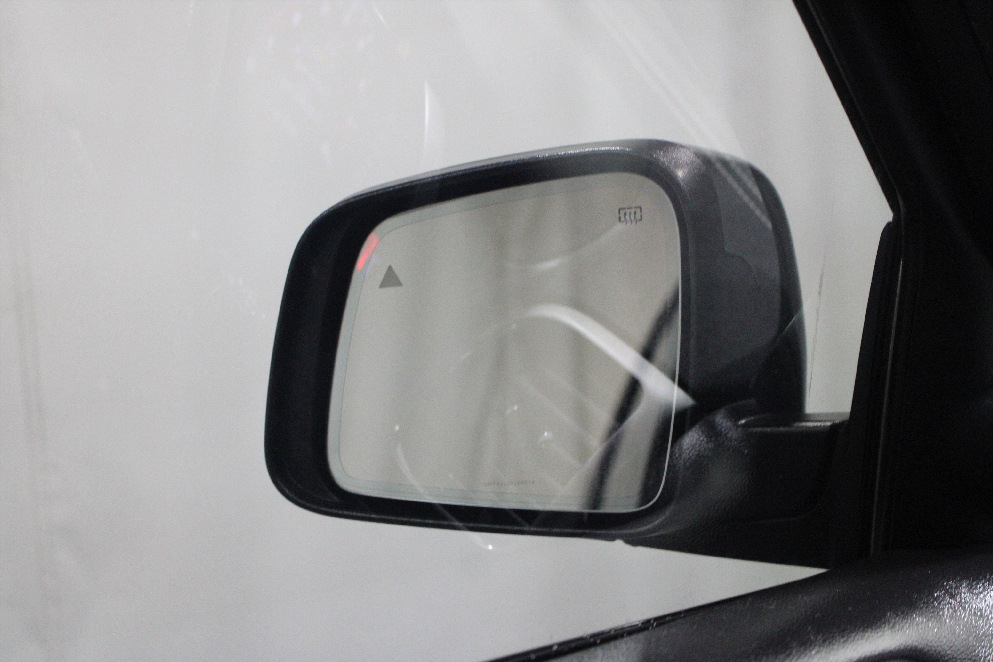 Used 2017 Granite Crystal Metallic Clearcoat Jeep SRT image 22