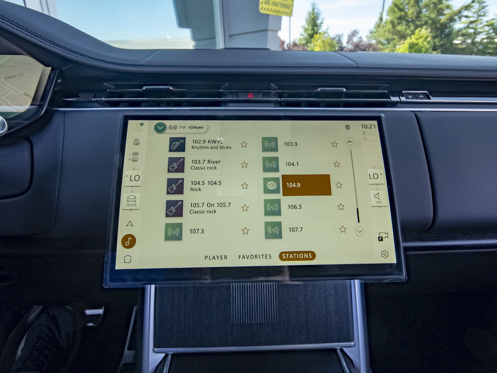 New 2026 Fuji White Land Rover Autobiography image 20