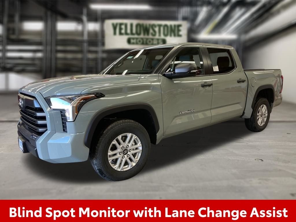 2026 Toyota Tundra SR5 - Photo 8