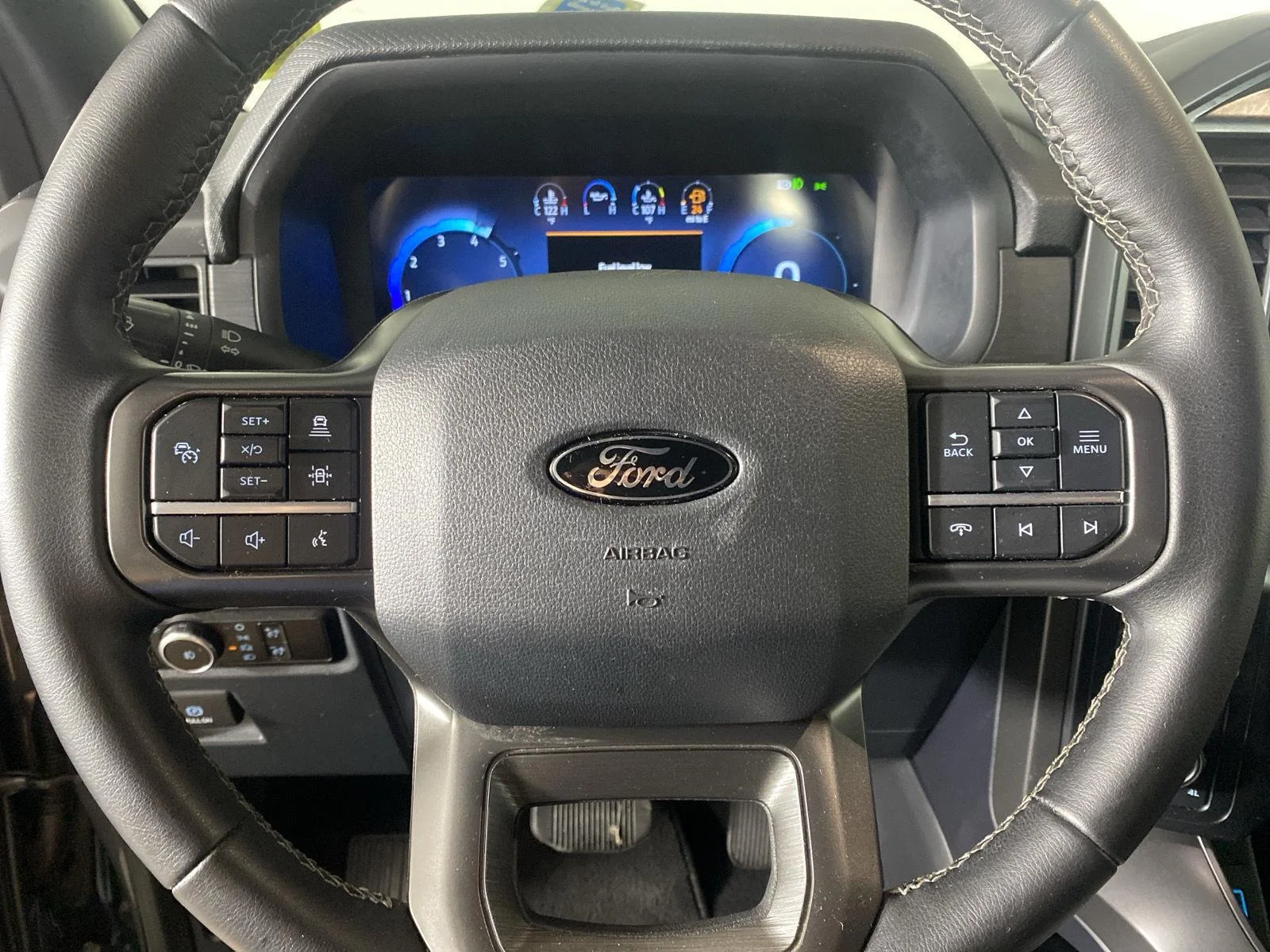 Used 2024 Carbonized Gray Ford XLT image 23