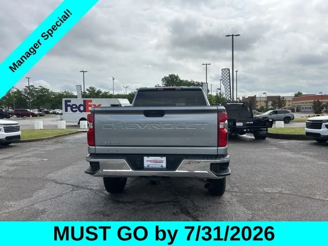Used 2025 Gray Chevrolet LT image 4
