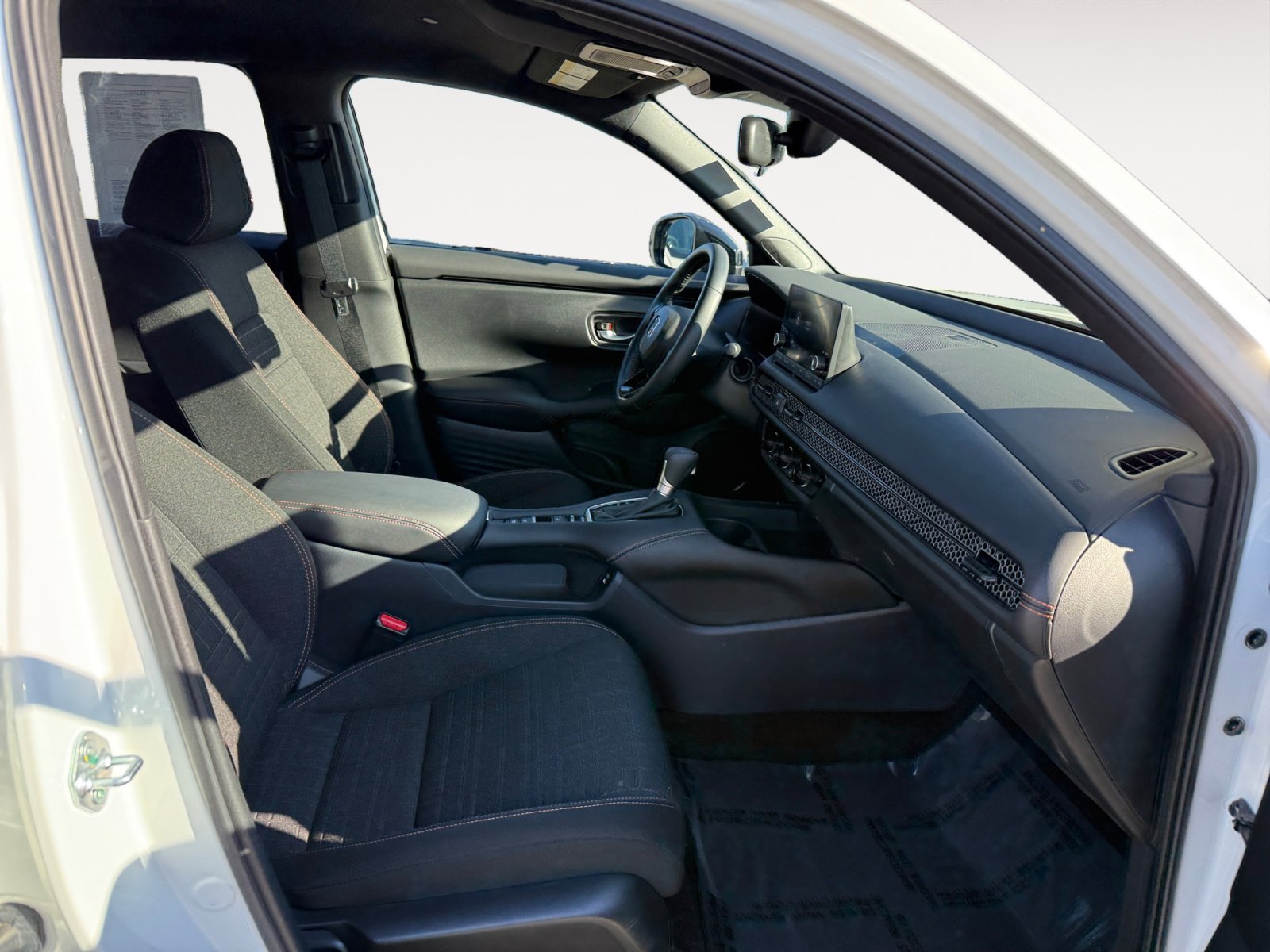Used 2024 Platinum White Pearl Honda Sport image 19