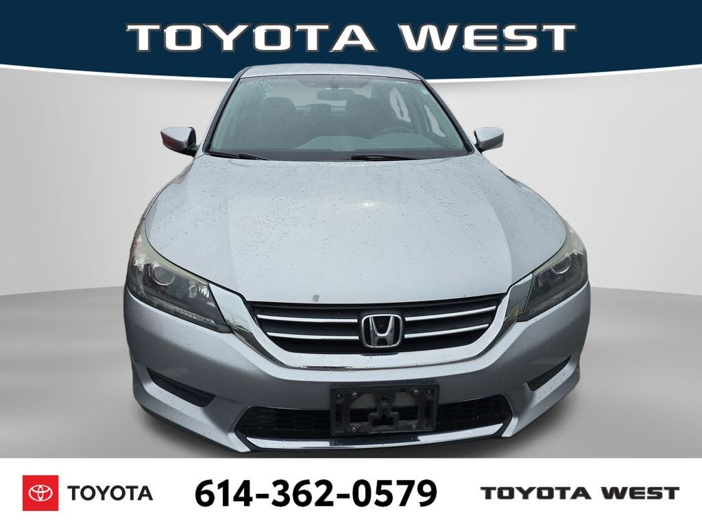 Used 2014  Honda LX image 2