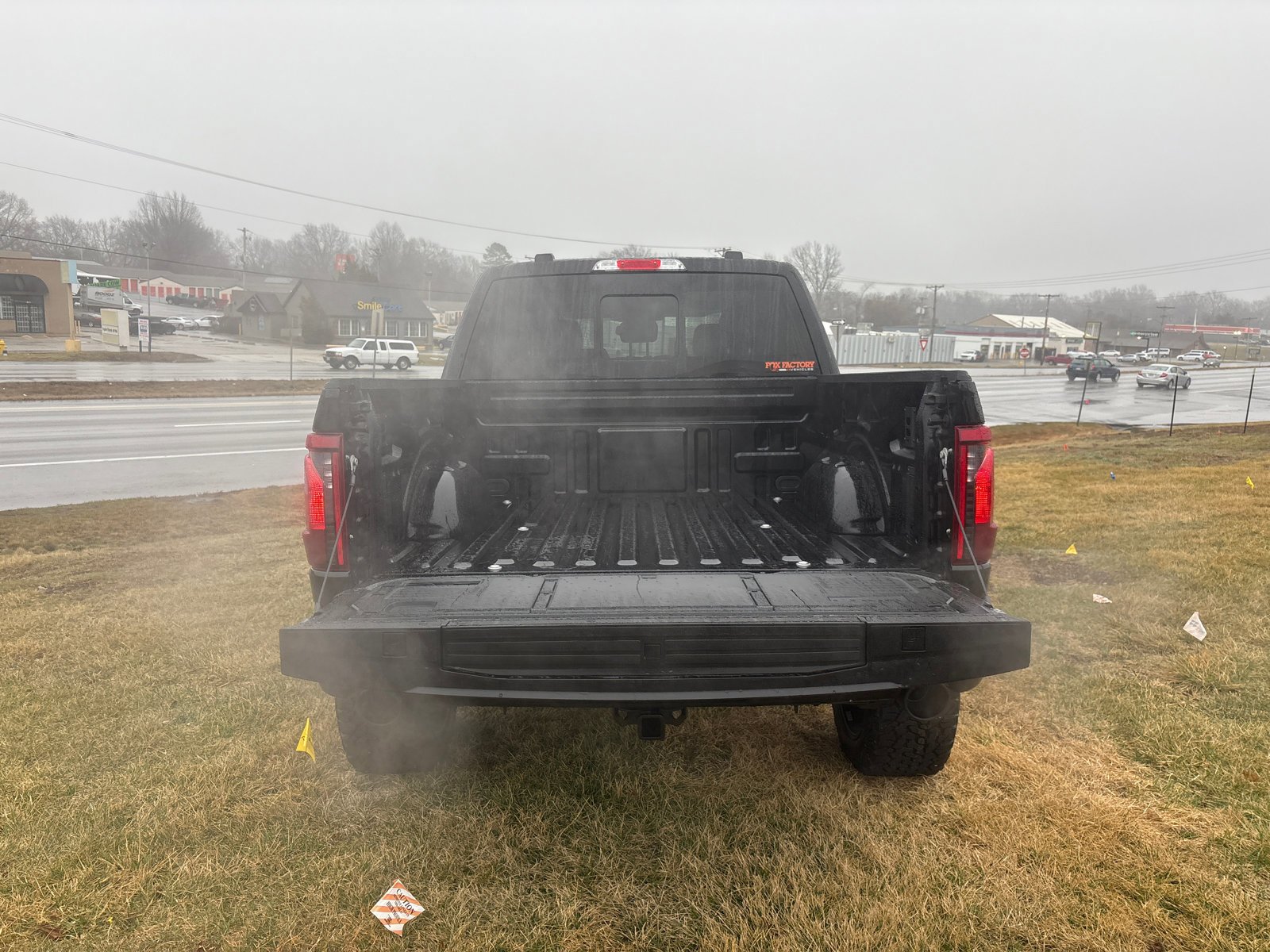 New 2026 Agate Black Metallic Ford XLT image 7