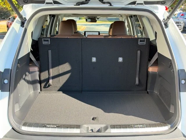Used 2026 Beige Toyota Platinum image 5