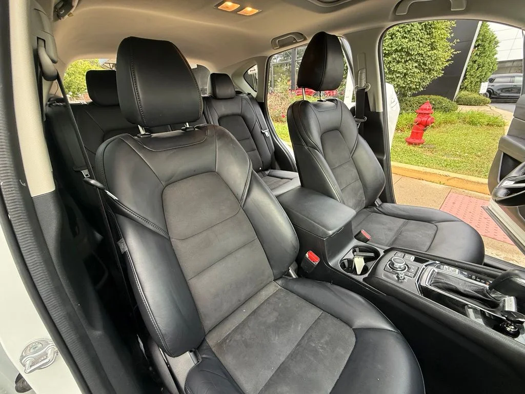 Used 2018 White Mazda Touring image 30