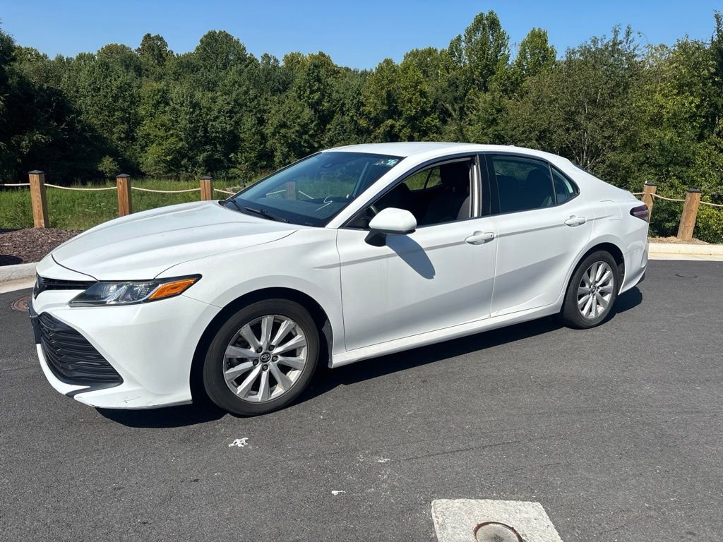 2020 Toyota Camry LE FWD photo