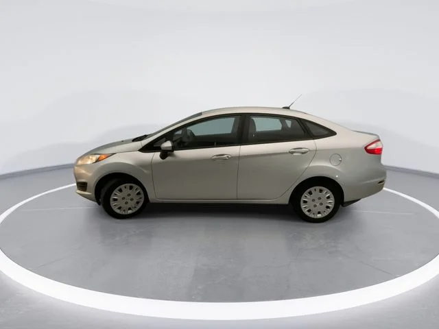 Used 2016 Silver Ford S image 3