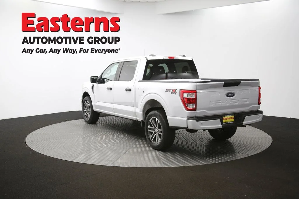 Used 2021 White Ford XL image 65