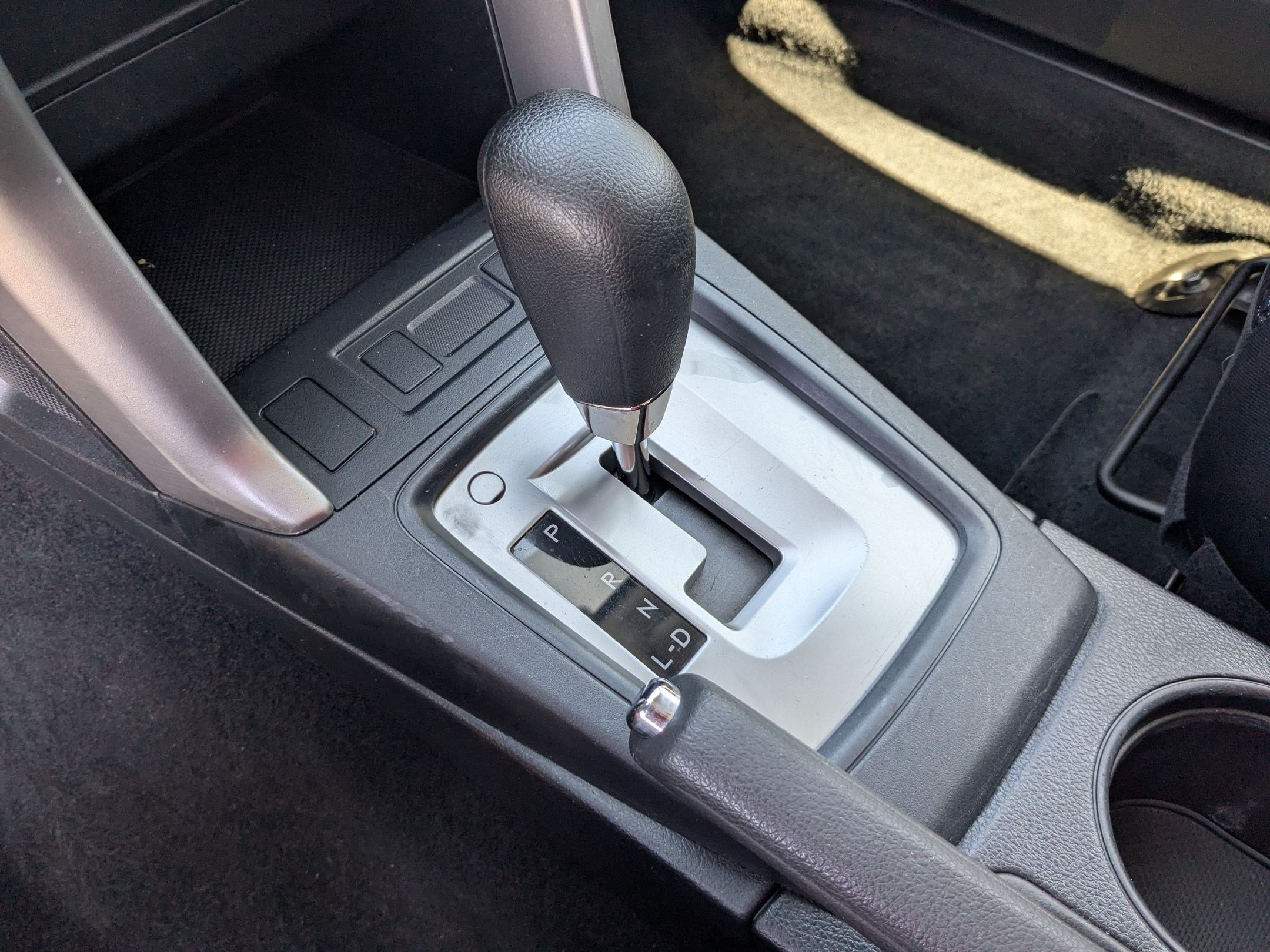 Used 2017 Ice Silver Metallic Subaru  image 26