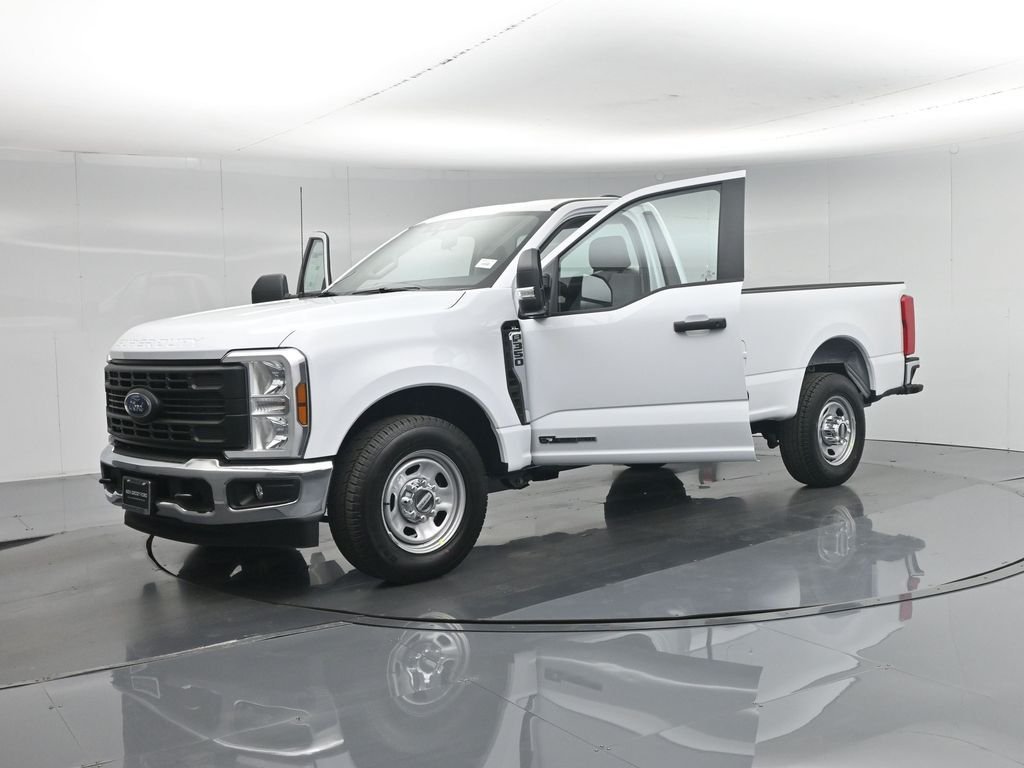 New 2026 Oxford White Ford XL image 25