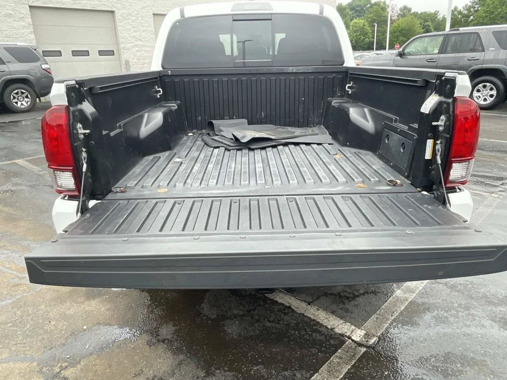 2023 Toyota Tacoma SR5 - Photo 12