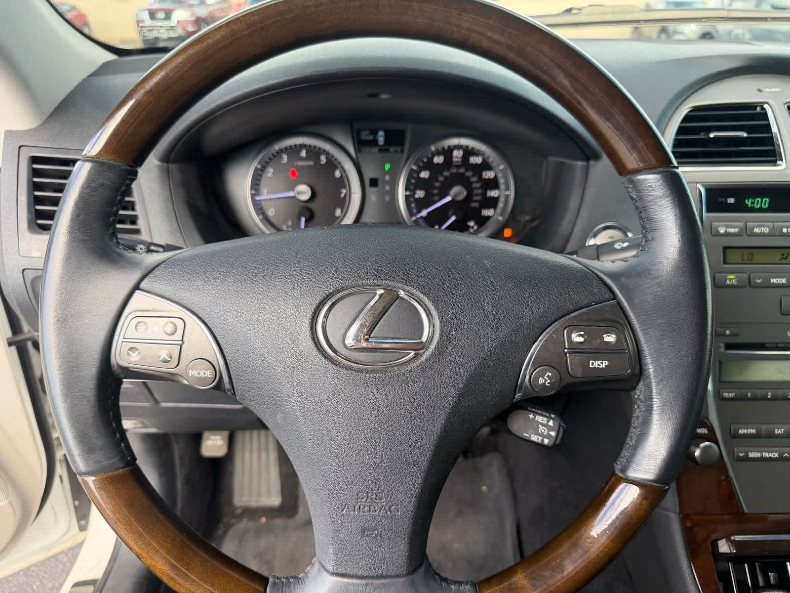 Used 2010 Starfire Pearl Lexus  image 13