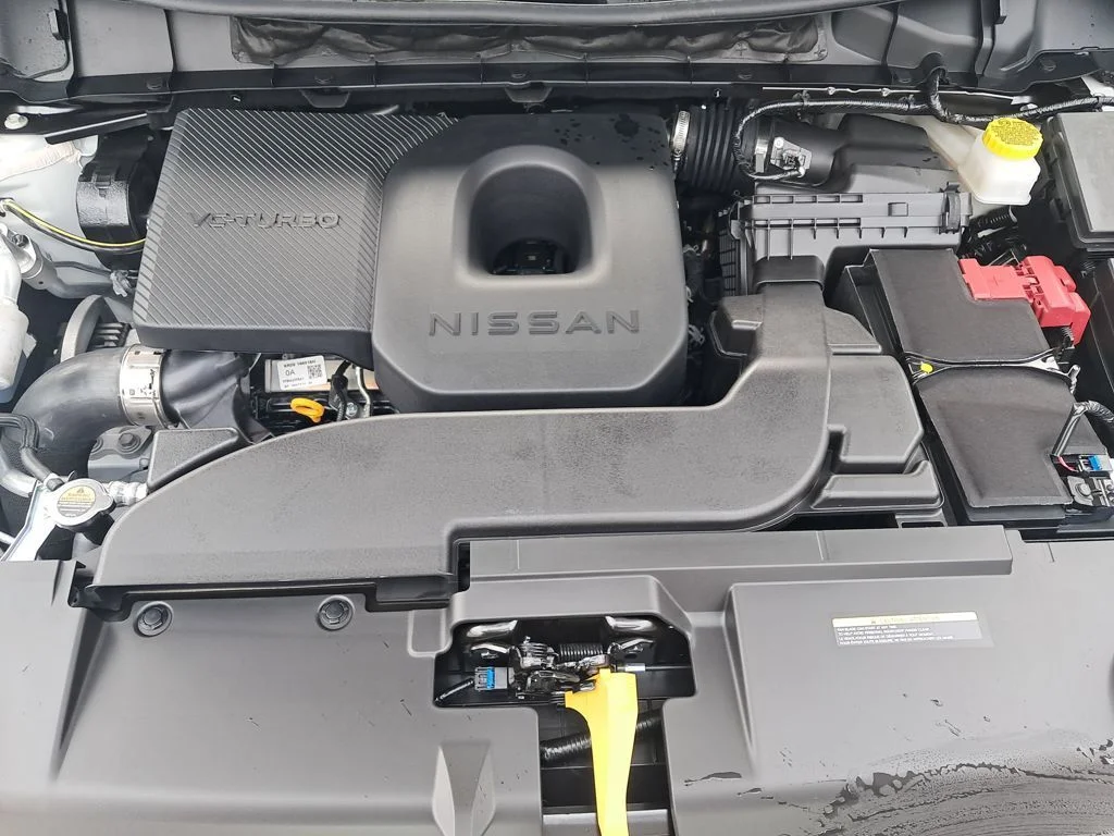 New 2026 White Nissan SL image 23