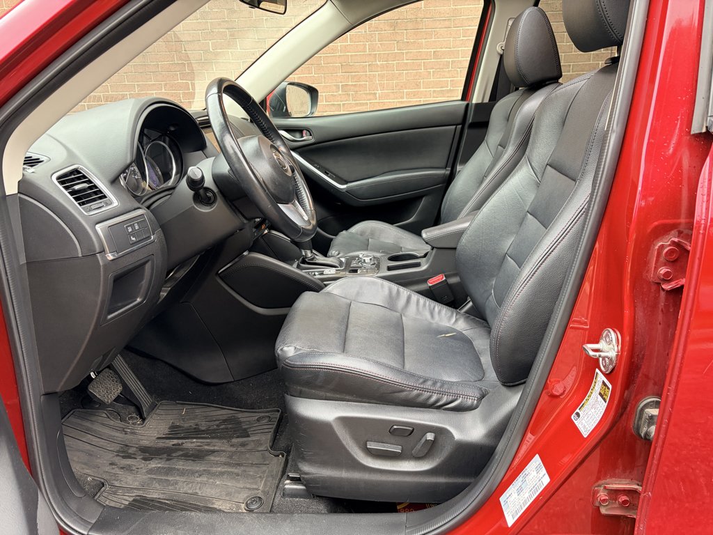 Used 2016 Soul Red Metallic Mazda Grand Touring image 11