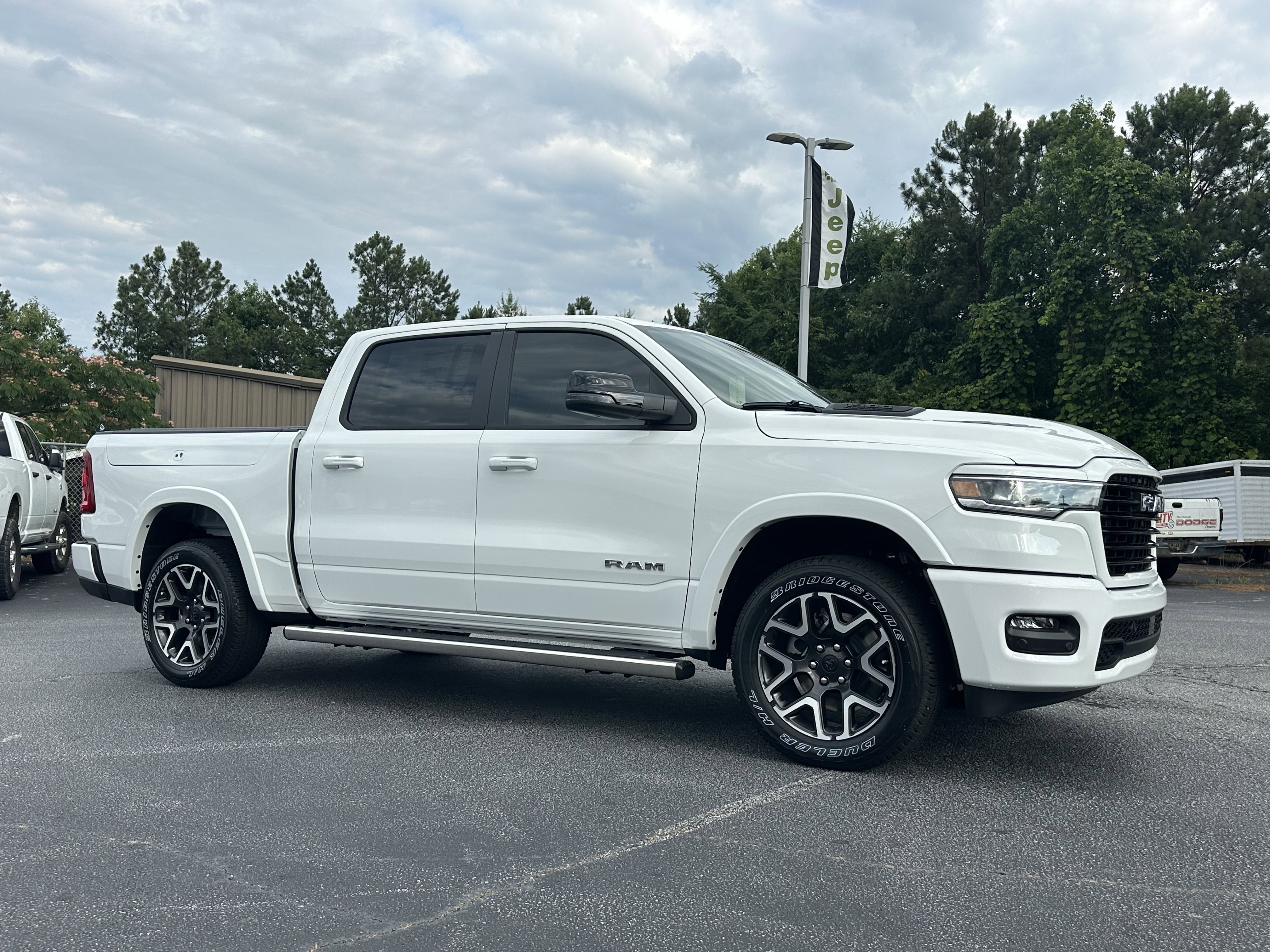 New 2026 Bright White Clear-Coat Exterior Paint RAM Laramie image 2