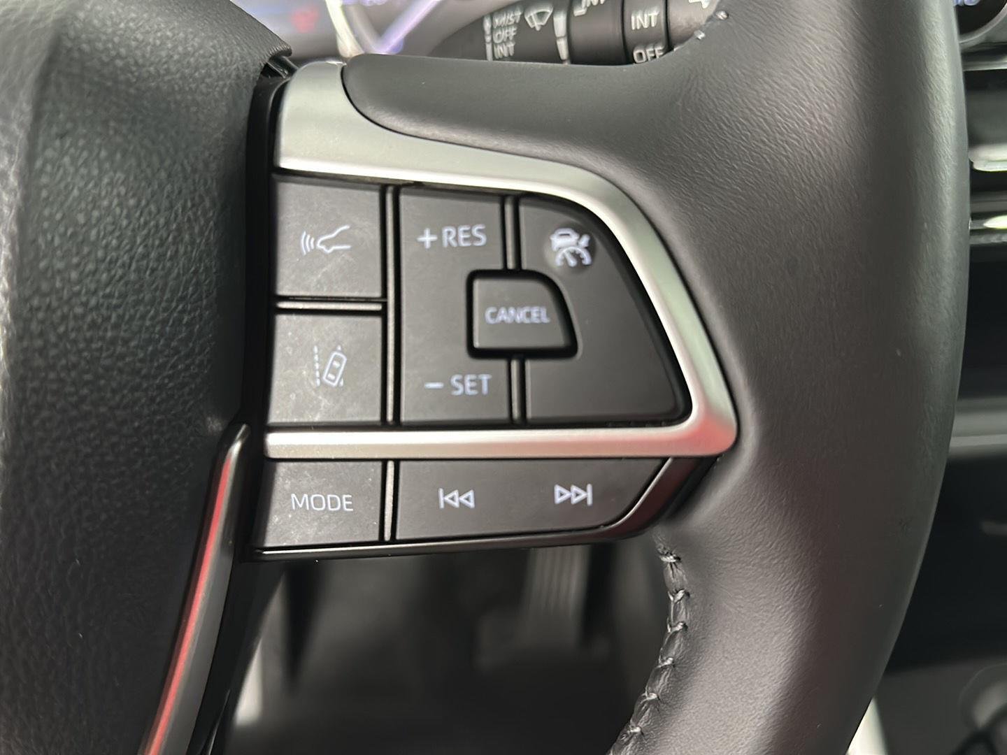 Used 2024 Ruby Flare Pearl Toyota XSE image 27