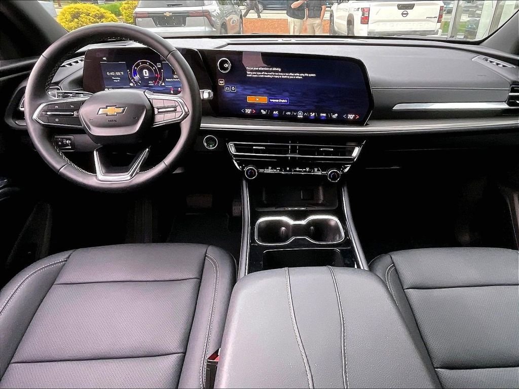 Used 2026 White Chevrolet LT image 22
