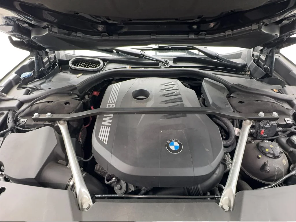 Used 2023 Black BMW 740i image 13