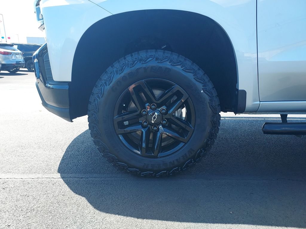 Used 2021 Silver Chevrolet LT Trail Boss image 10