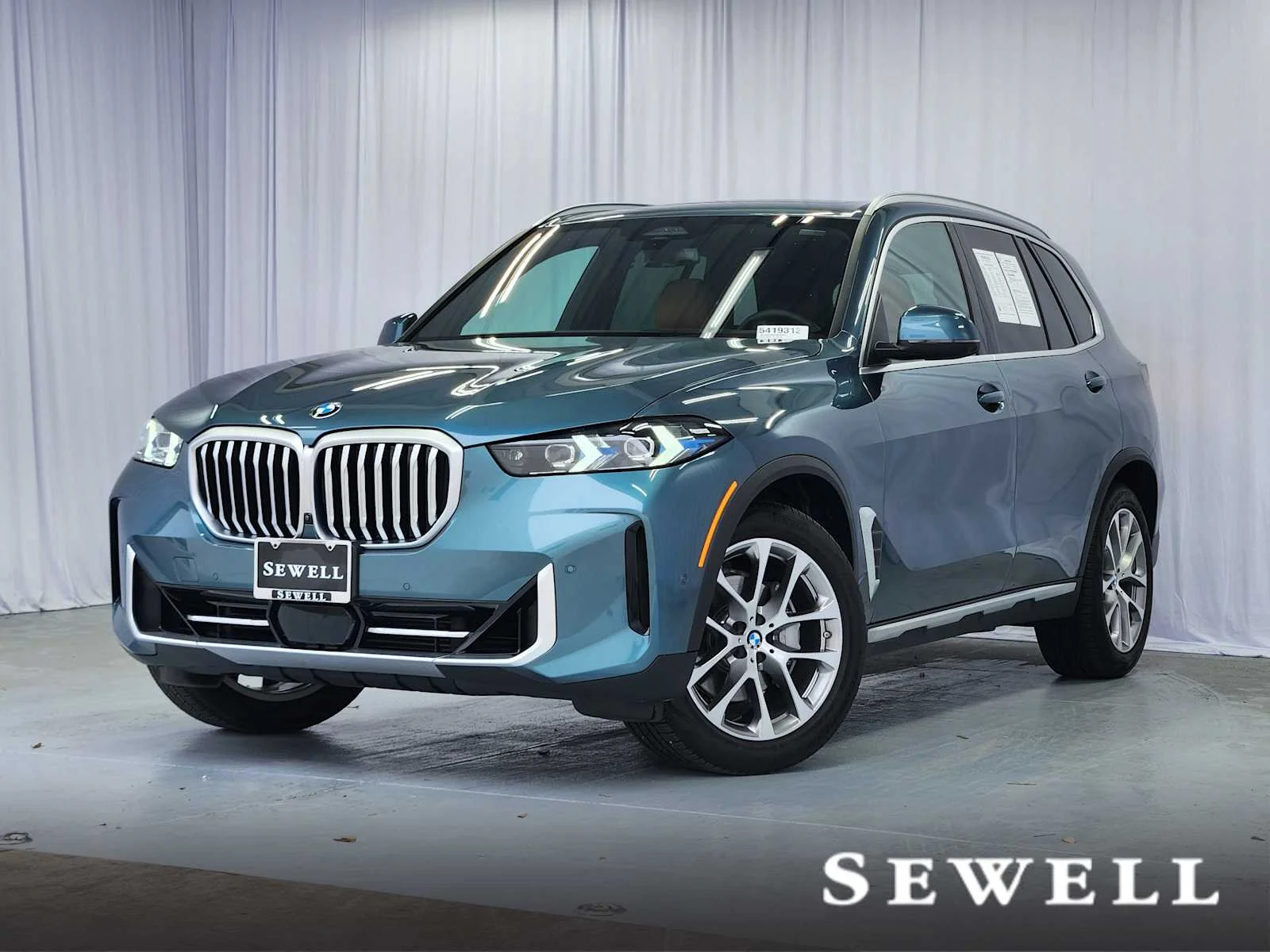 2026 BMW X5 xDrive40i's photo