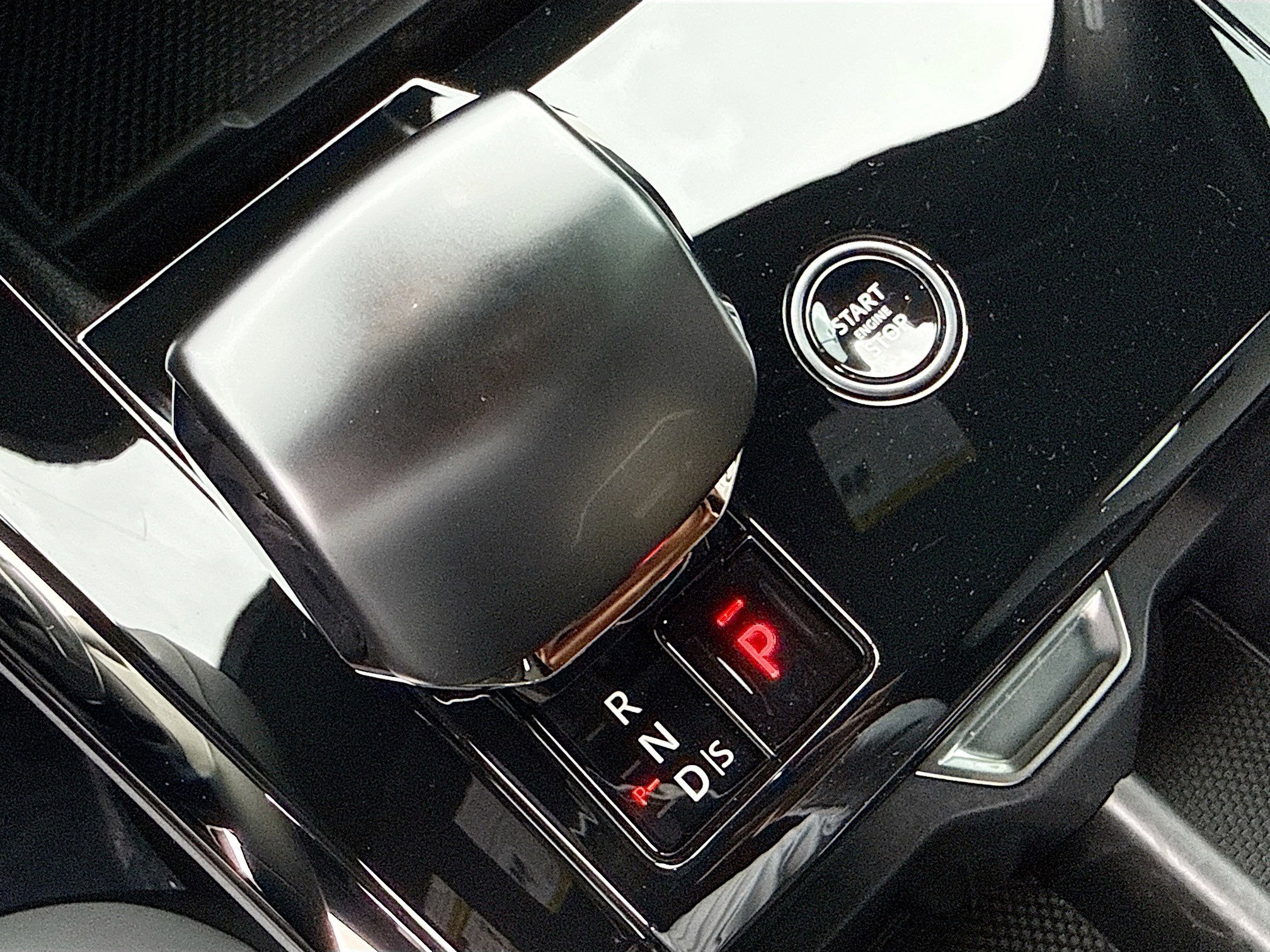 Used 2026 Gray Land Rover SV Carbon image 27