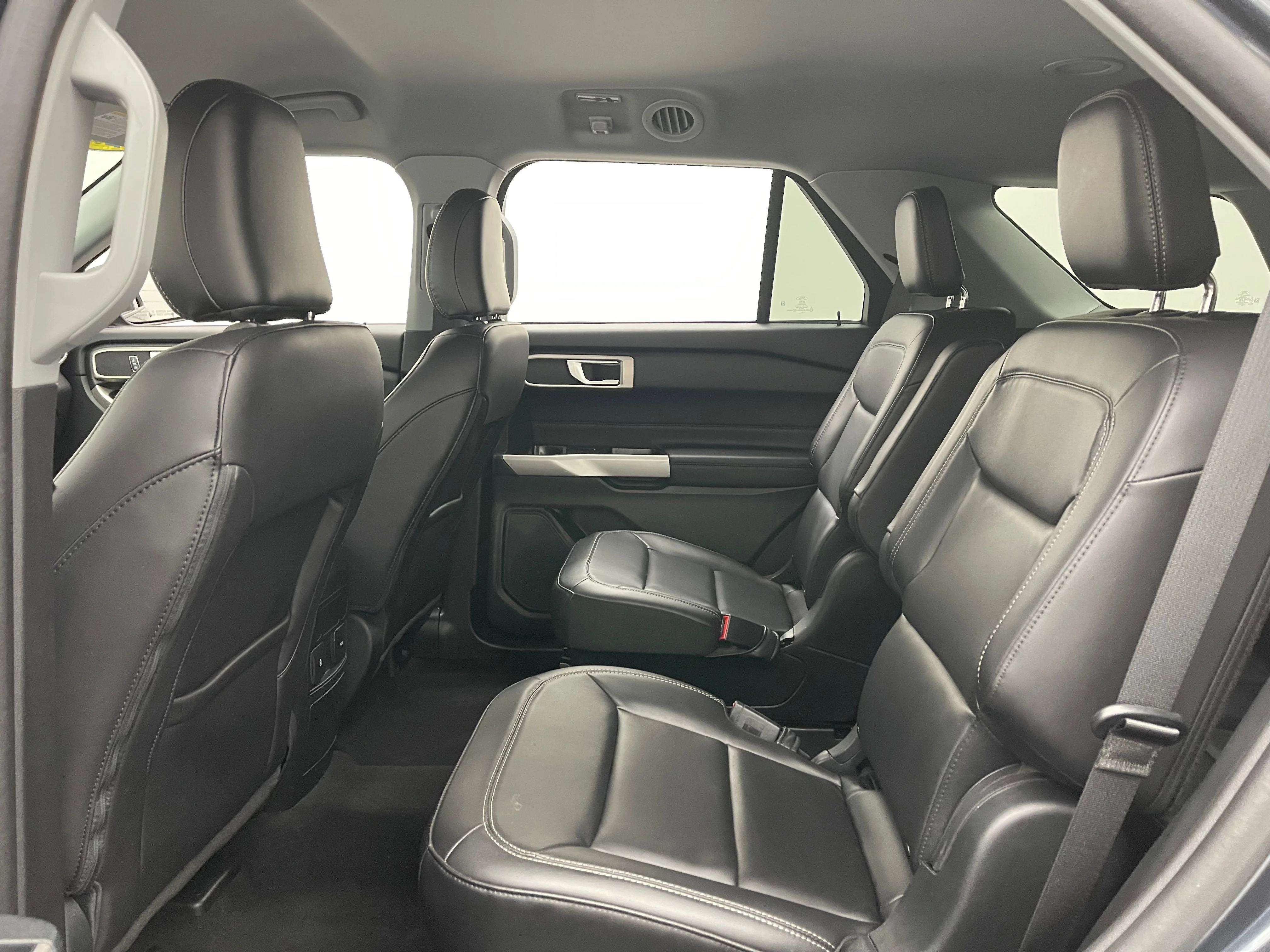 Used 2023 Stone Blue Metallic Ford XLT image 37