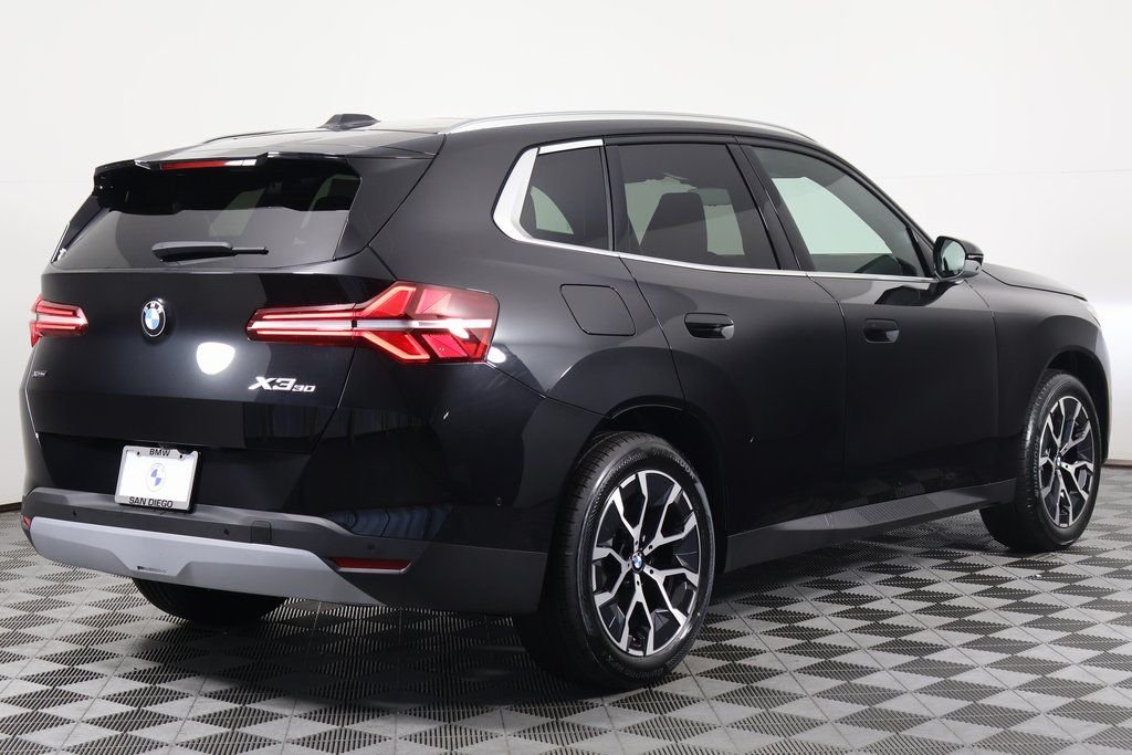 New 2026 Black Sapphire Metallic BMW 30 xDrive image 2