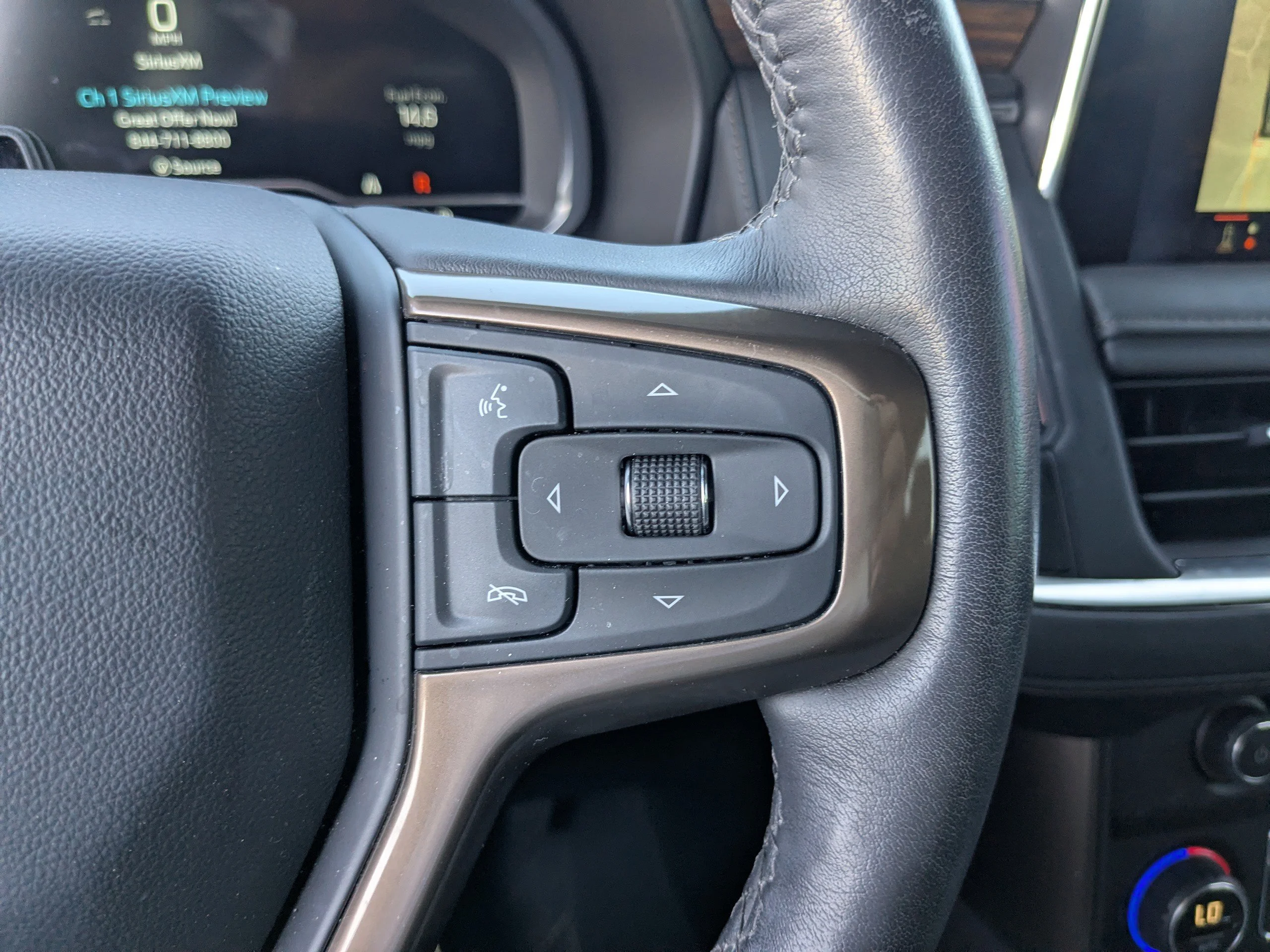 2024 Chevrolet Suburban High Country - Photo 24