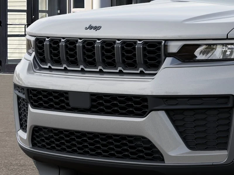 New 2026 Silver Zynith Jeep Altitude 4x4 image 37