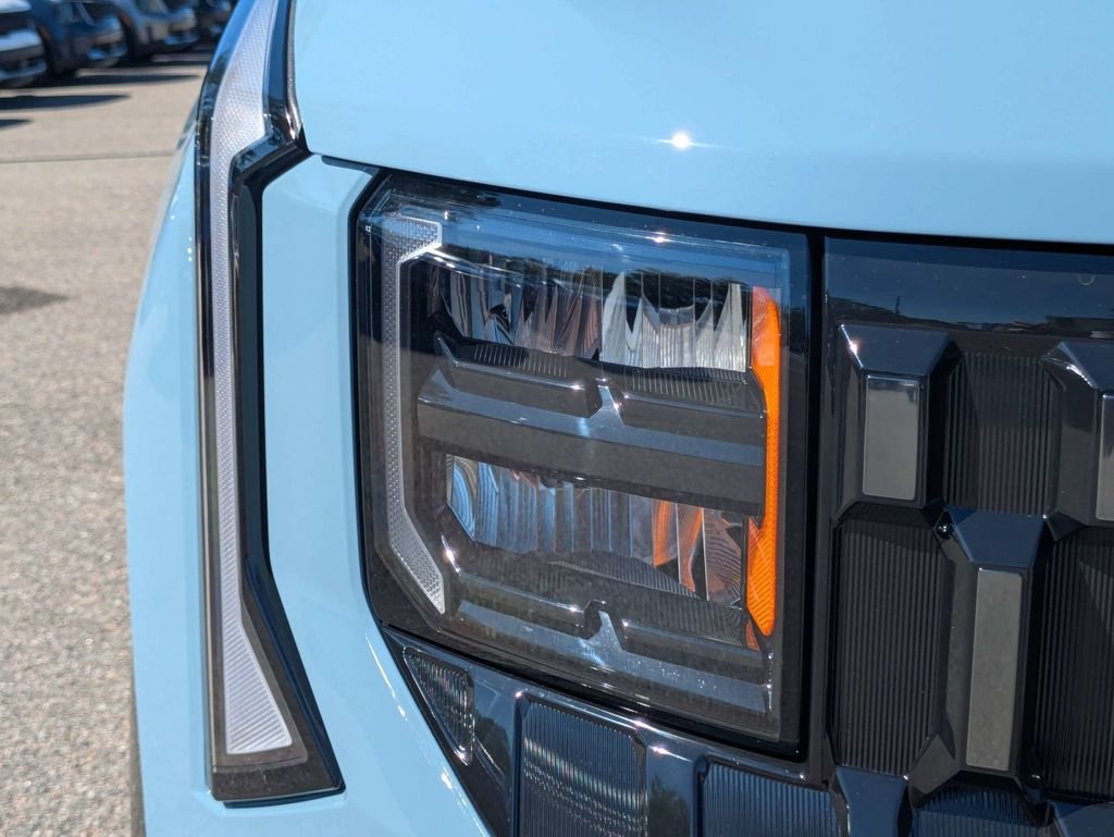New 2027 Frost Blue Kia X-Line image 10