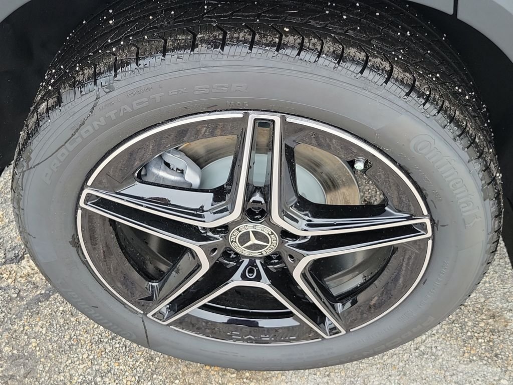 New 2026 Mountain Grey Metallic Mercedes-Benz GLA 250 image 8