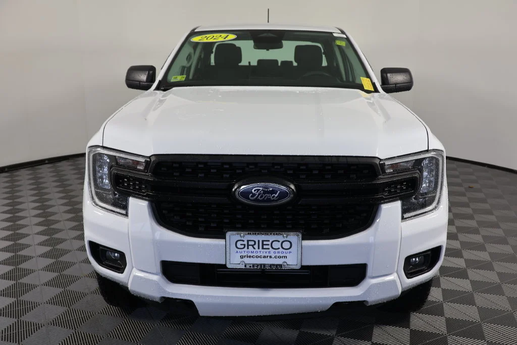 Used 2024 White Ford XL image 3